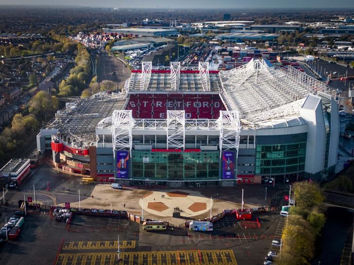 United still 2/9 to sign Rasmus Hojlund despite reluctance to meet valuation